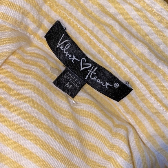 Velvet heart yellow striped button down top size medium - Picture 4 of 5